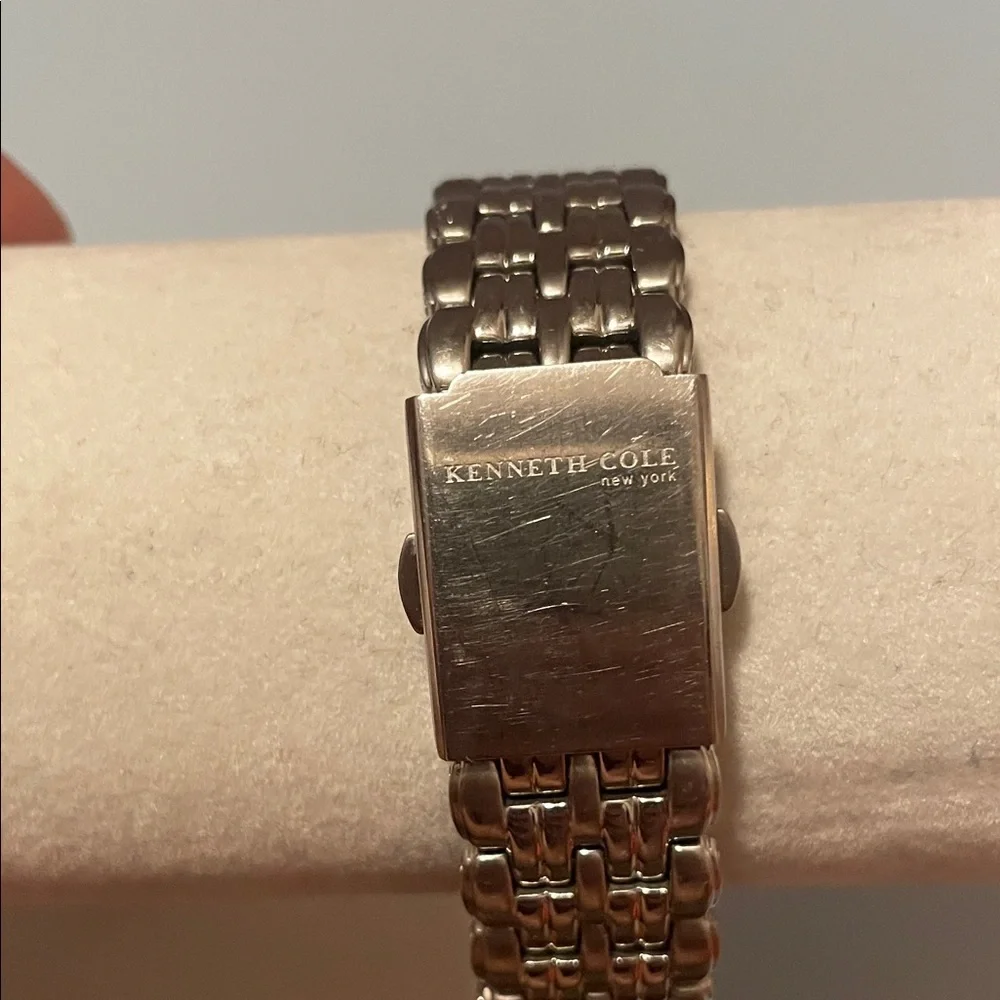 Kenneth Cole Men’s Stainless Steel Water Resistant Metallic Gray Silver Watch